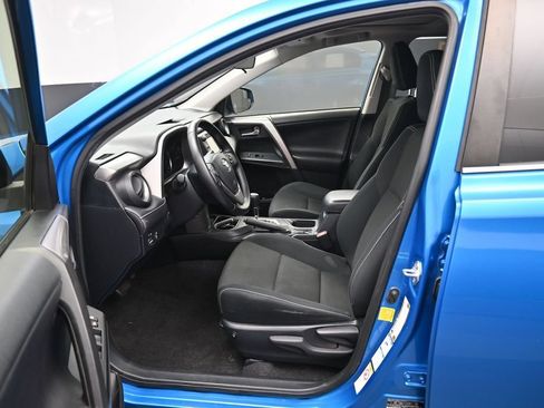 Certified 2016 Toyota RAV4 XLE AWD/4WD image 9