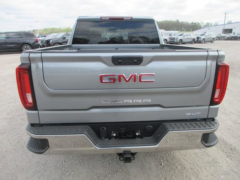 New 2026 GMC Sierra 1500 SLT image 6