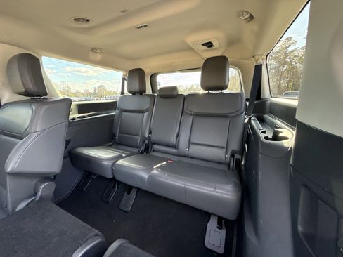 Used 2025 Ford Expedition Max Active AWD/4WD image 27