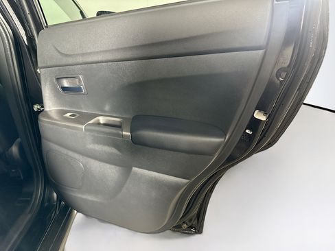 Used 2024 Mitsubishi Outlander Sport AWD image 28