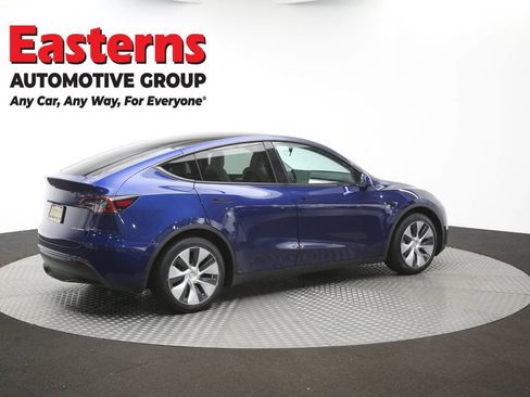 Used 2023 Tesla Model Y Long Range AWD/4WD image 38