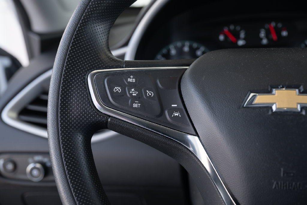 Used 2023 Chevrolet Malibu LT FWD image 25