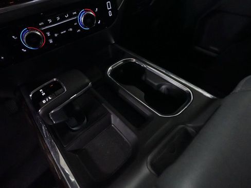 Used 2025 GMC Sierra 1500 Elevation w/ Preferred Package AWD/4WD image 16