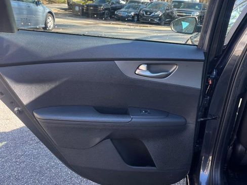 Used 2021 Kia Forte LXS image 21