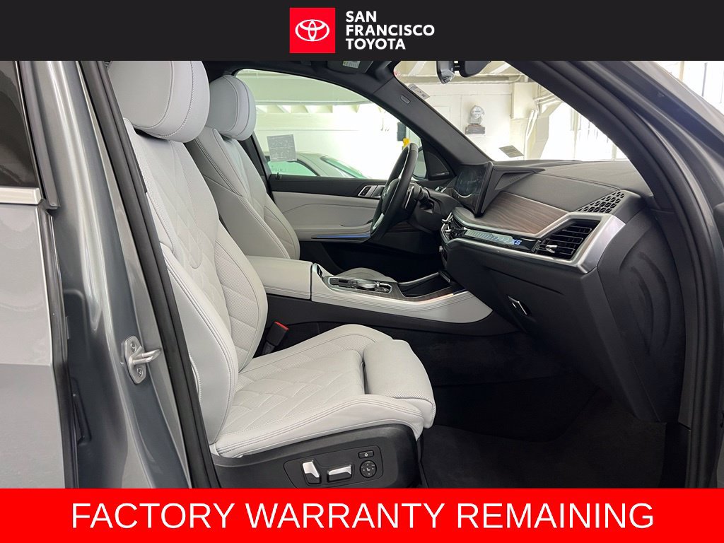 Used 2025 BMW X5 xDrive40i w/ Premium Package AWD/4WD image 22