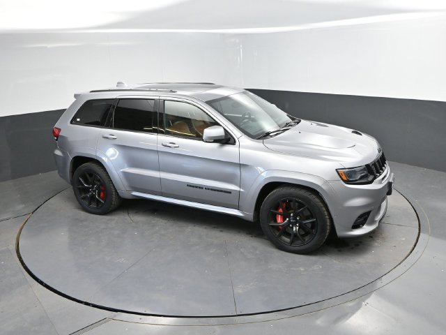 Used 2018 Jeep Grand Cherokee SRT AWD/4WD image 38