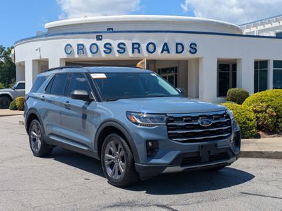 Used 2025 Ford Explorer Active w/ Active Comfort Package