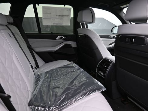 New 2026 BMW X5 M60i AWD/4WD image 21