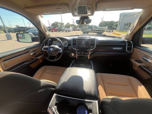Used 2021 RAM 1500 Big Horn AWD/4WD image 12