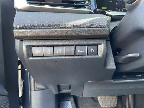 Certified 2025 Toyota Camry LE image 21