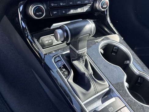 Used 2019 Kia Stinger Premium image 13