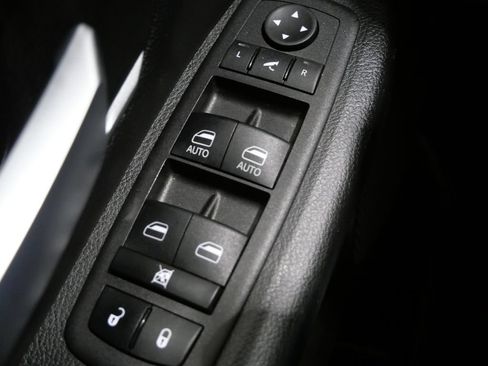Used 2023 RAM 1500 Big Horn AWD/4WD image 12