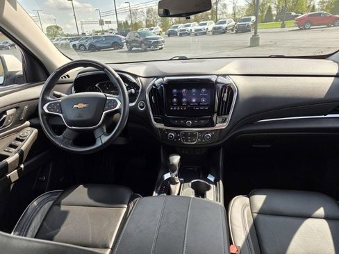 Used 2021 Chevrolet Traverse High Country FWD image 6