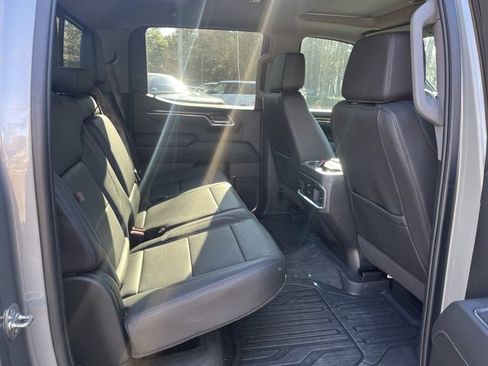 Used 2025 GMC Sierra 1500 Elevation w/ Elevation Premium Package image 13