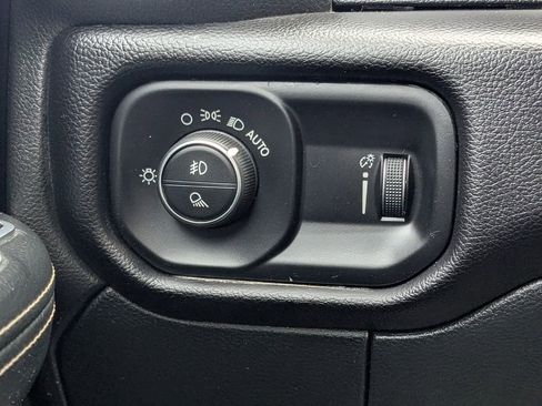 Used 2024 RAM 2500 Big Horn image 20