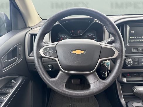 Used 2018 Chevrolet Colorado W/T w/ WT Convenience Package AWD/4WD image 12