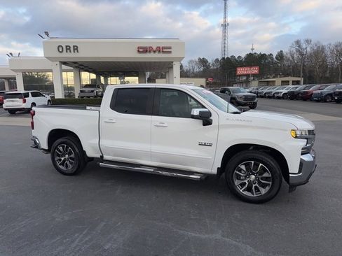 Used 2019 Chevrolet Silverado 1500 LT w/ Texas Edition image 6