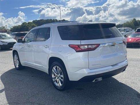 Used 2021 Chevrolet Traverse High Country image 6