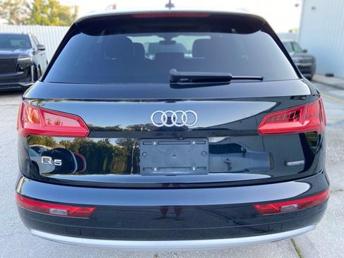 Used 2019 Audi Q5 2.0T Premium Plus w/ Premium Plus Package AWD/4WD image 4