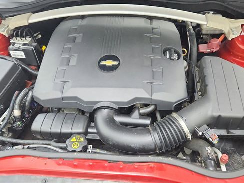 Used 2015 Chevrolet Camaro LT RWD image 22