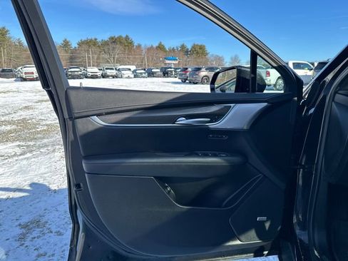 Used 2024 Cadillac XT5 Sportv w/ LPO, Floor Liner Package image 28