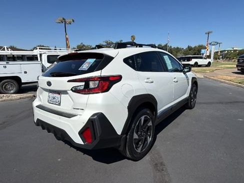 Used 2024 Subaru Crosstrek 2.5i Limited AWD/4WD image 4