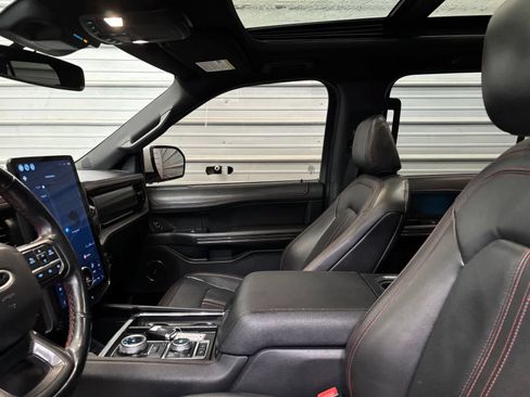 Used 2022 Ford Expedition Max Limited AWD/4WD image 21