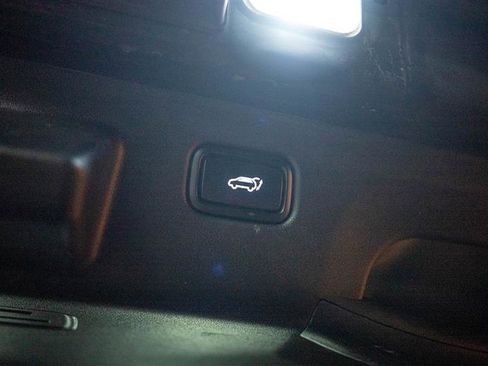 Used 2023 Kia EV6 Wind w/ Wind Technology Package AWD/4WD image 8