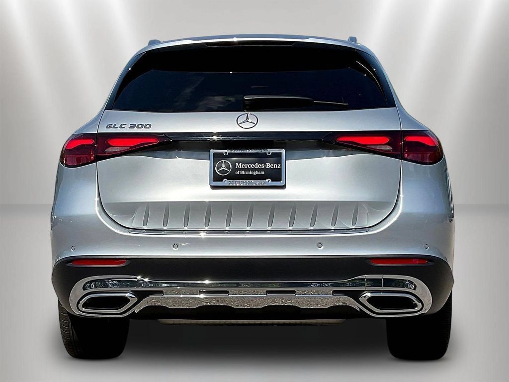 Used 2026 Mercedes-Benz GLC 300 image 6