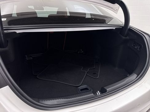 Used 2024 Mercedes-Benz C 300 Sedan image 31