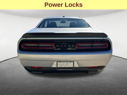 Used 2023 Dodge Challenger SXT RWD image 11