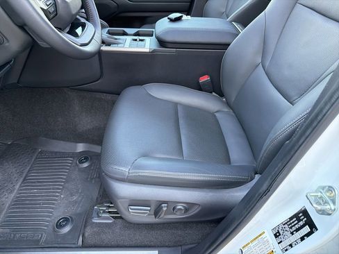 Used 2025 Toyota Land Cruiser AWD/4WD image 9