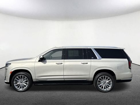 Certified 2023 Cadillac Escalade ESV Premium Luxury image 18