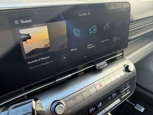 Used 2025 Hyundai Kona SEL image 12