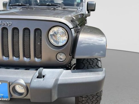 Used 2017 Jeep Wrangler Sport AWD/4WD image 11