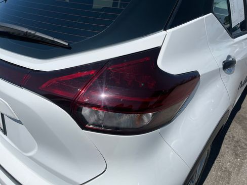 Used 2024 Nissan Kicks S FWD image 42