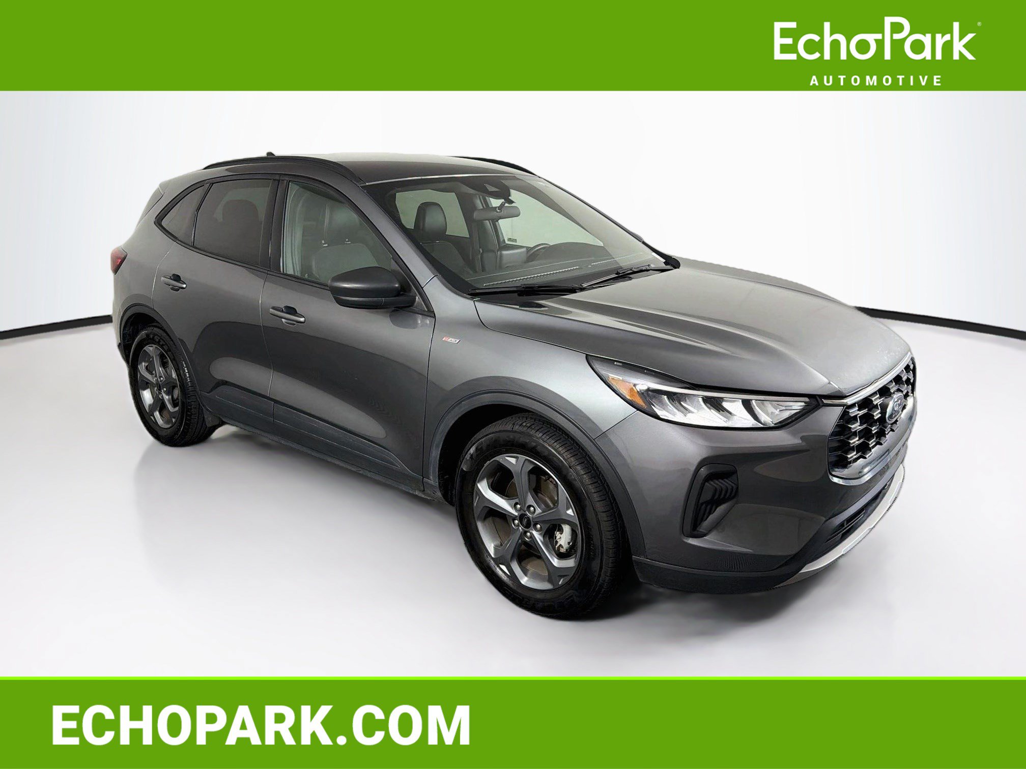 Used 2025 Ford Escape ST-Line FWD image 1