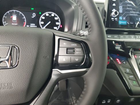 New 2026 Honda Odyssey Touring image 26