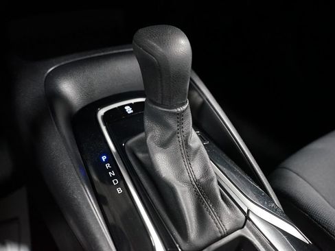 Certified 2022 Toyota Corolla LE FWD image 20
