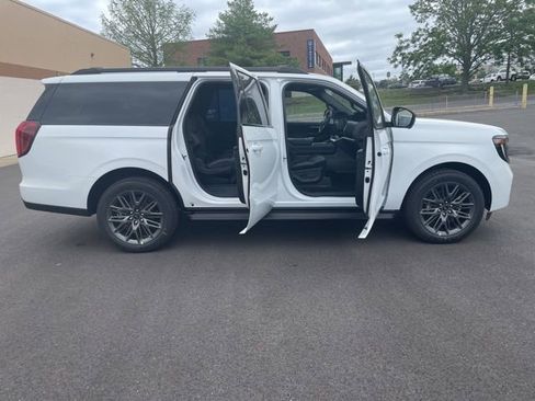 New 2026 Ford Expedition Max Platinum AWD/4WD image 10