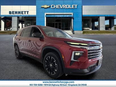 Used 2025 Chevrolet Traverse LT w/ Enhanced Driving Package