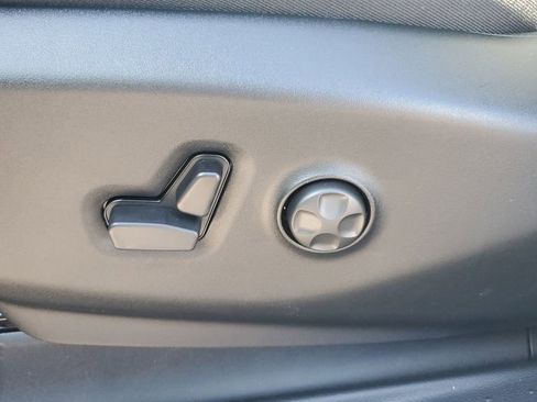 New 2026 Chrysler Pacifica Select image 22