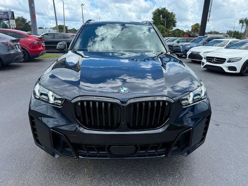 Used 2025 BMW X5 sDrive40i w/ M Sport Package RWD image 2
