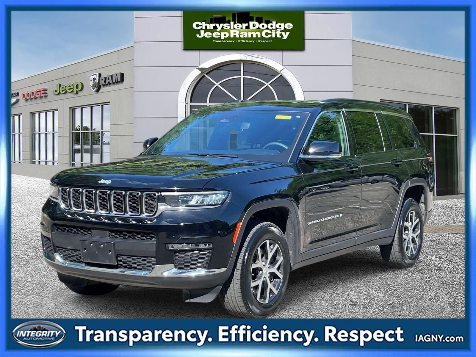 Used 2024 Jeep Grand Cherokee L Limited AWD/4WD image 1