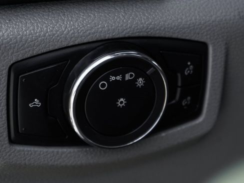 Used 2017 Ford F550 XLT w/ Advanced Security Pack image 28