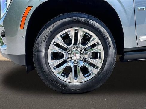 New 2026 GMC Yukon XL Denali w/ Sun & Power Step Package AWD/4WD image 13