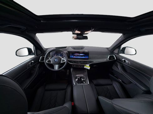 New 2026 BMW X5 xDrive50e w/ M Sport Package image 9
