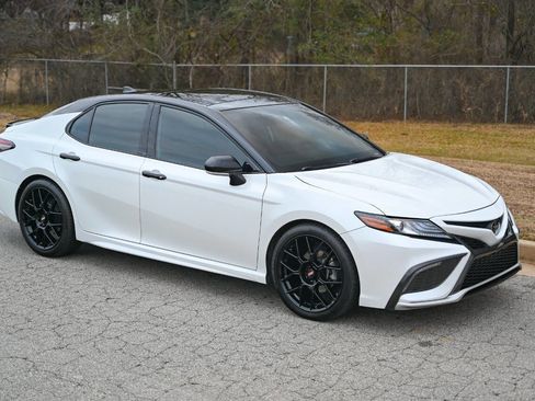 Used 2023 Toyota Camry XSE image 36