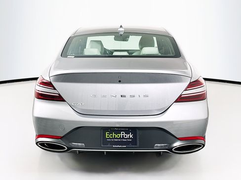 Used 2025 Genesis G70 2.5T image 7