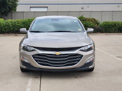 Used 2023 Chevrolet Malibu LT w/ Driver Confidence Package FWD image 2